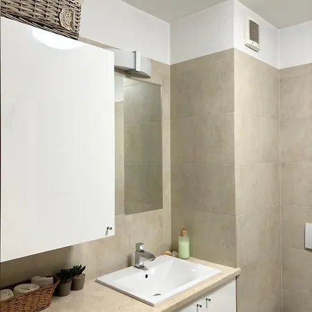 Center Premium One Bedroom Apartman *